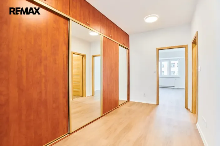 Pronájem bytu 2+1, Praha - Vršovice, Amurská, 73 m2
