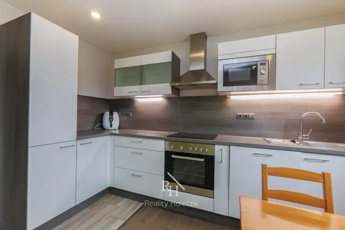 Pronájem bytu 2+kk, Třebichovice, 53 m2