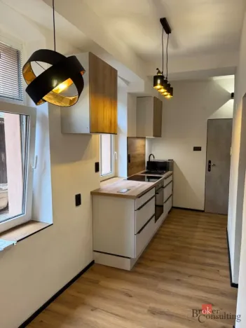 Pronájem bytu 1+1, Jablonec nad Nisou, Podhorská, 30 m2