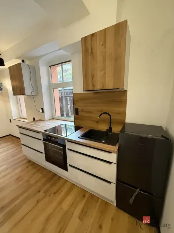 Pronájem bytu 1+1, Jablonec nad Nisou, Podhorská, 30 m2