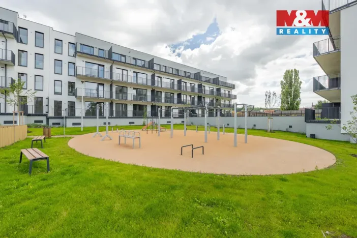 Prodej bytu 2+kk, Kladno - Dubí, Ke křížku, 52 m2