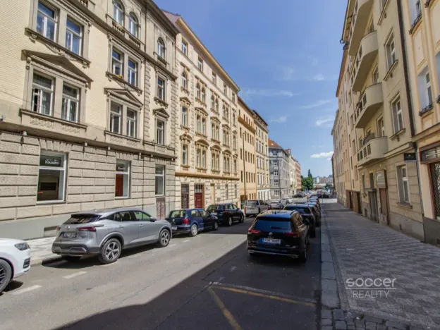 Pronájem bytu 2+kk, Praha - Nusle, Mojmírova, 36 m2