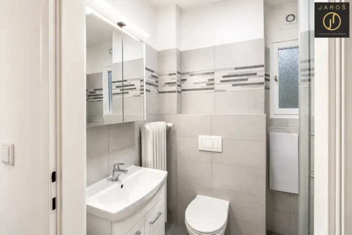 Pronájem bytu 1+kk, Praha - Košíře, Vrchlického, 26 m2