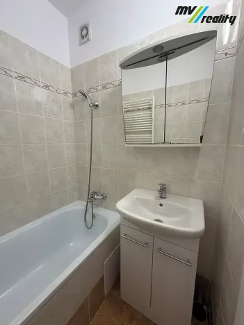 Pronájem bytu 3+1, Poděbrady, Čihákova, 57 m2