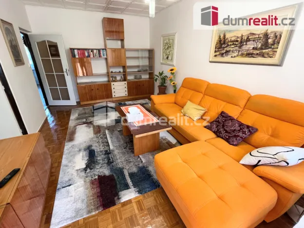 Pronájem bytu 3+1, Uherské Hradiště, náměstí Republiky, 70 m2