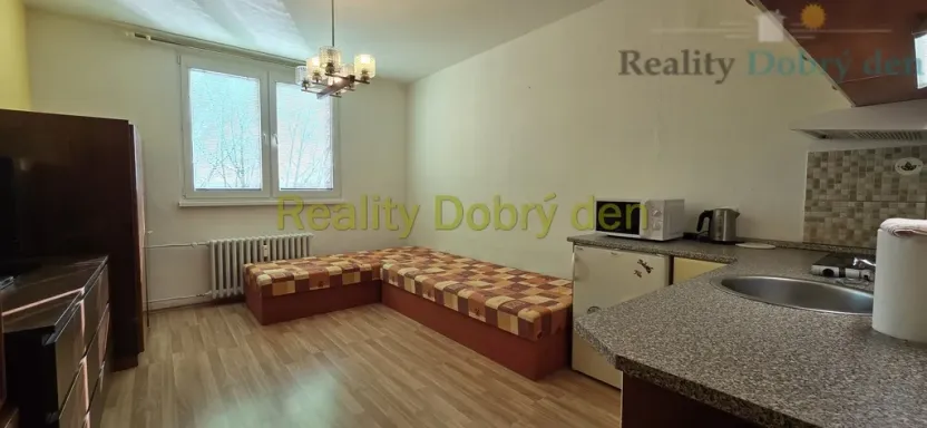 Pronájem bytu 1+kk, Opava, Edvarda Beneše, 22 m2