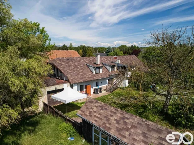 Prodej rodinného domu, Sezemice - Veská, 163 m2