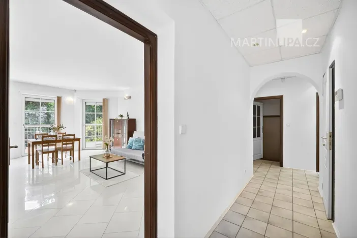 Prodej rodinného domu, Šestajovice, Cyrilov, 366 m2