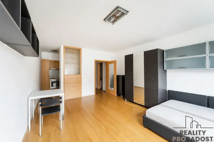 Prodej bytu 1+kk, Praha, Kališnická, 34 m2