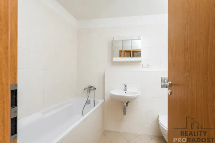 Prodej bytu 1+kk, Praha, Kališnická, 34 m2