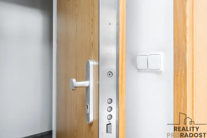 Prodej bytu 1+kk, Praha, Kališnická, 34 m2