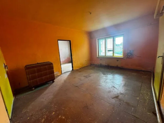 Prodej zemědělské usedlosti, Hulín - Chrášťany, 370 m2