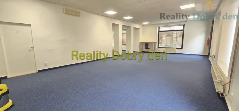 Pronájem obchodního prostoru, Opava, Olomoucká, 117 m2