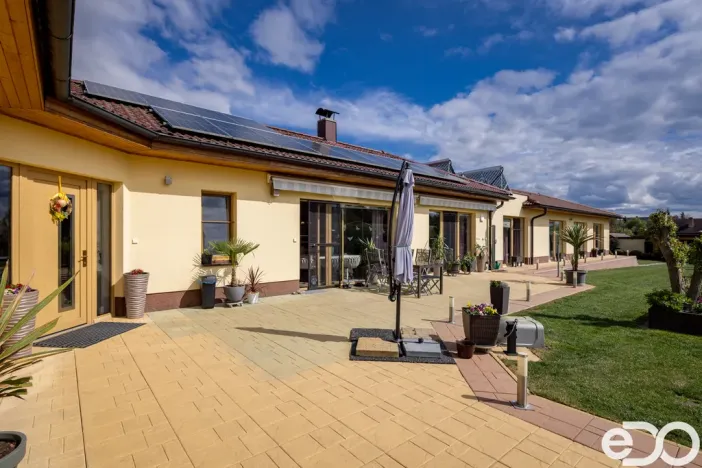 Prodej rodinného domu, Květov, 410 m2