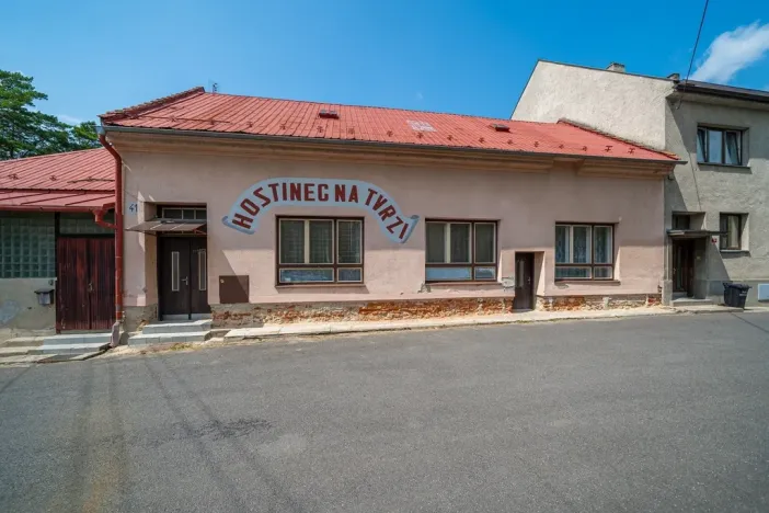 Prodej obchodního prostoru, Kroměříž - Těšnovice, 214 m2