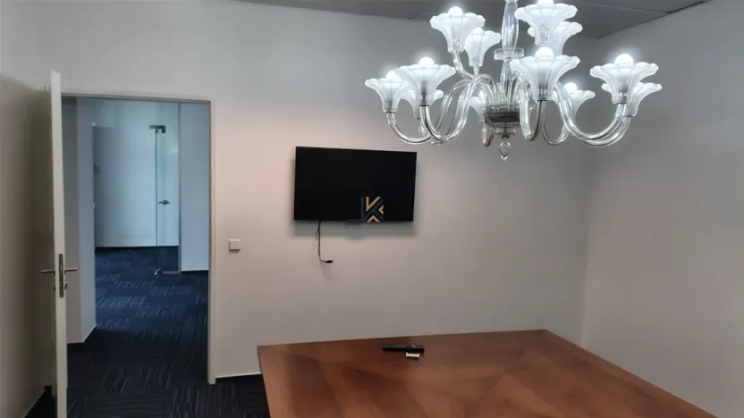 Pronájem kanceláře, Praha - Nusle, Hvězdova, 142 m2