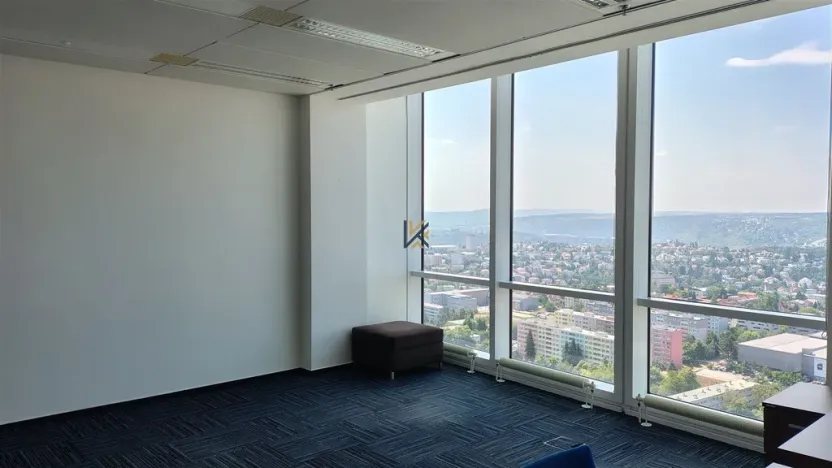 Pronájem kanceláře, Praha - Nusle, Hvězdova, 142 m2
