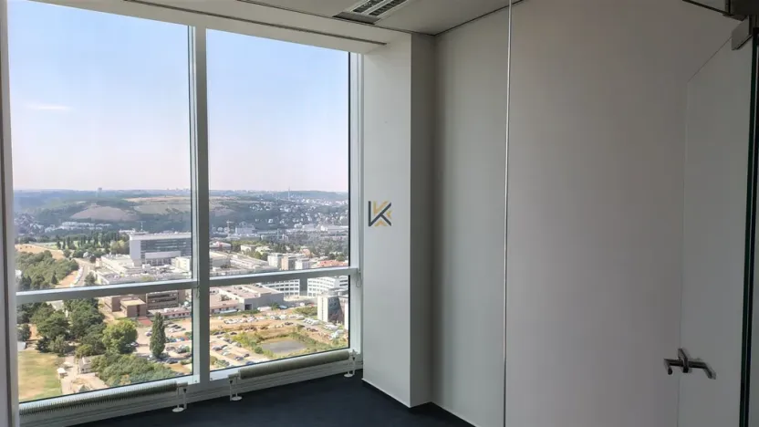 Pronájem kanceláře, Praha - Nusle, Hvězdova, 142 m2
