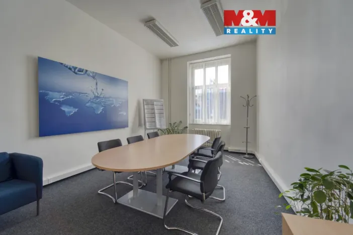 Pronájem kanceláře, Plzeň - Jižní Předměstí, Hálkova, 133 m2