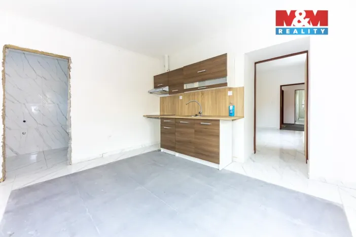 Pronájem rodinného domu, Velim, třída Krále Jiřího, 280 m2