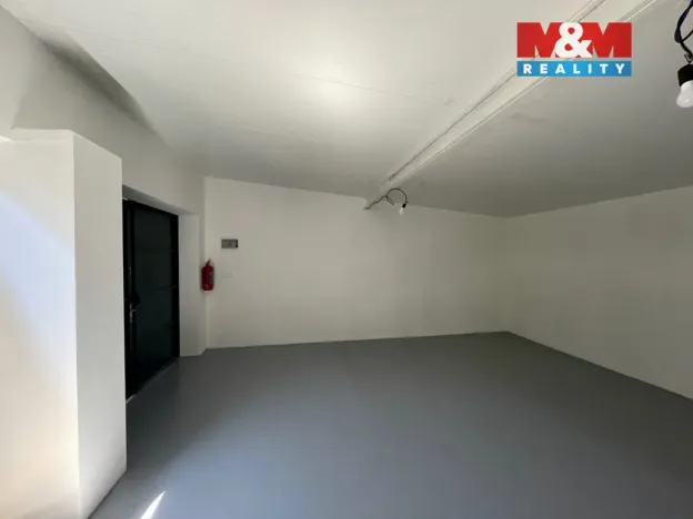 Pronájem garáže, Kopřivnice, 40 m2