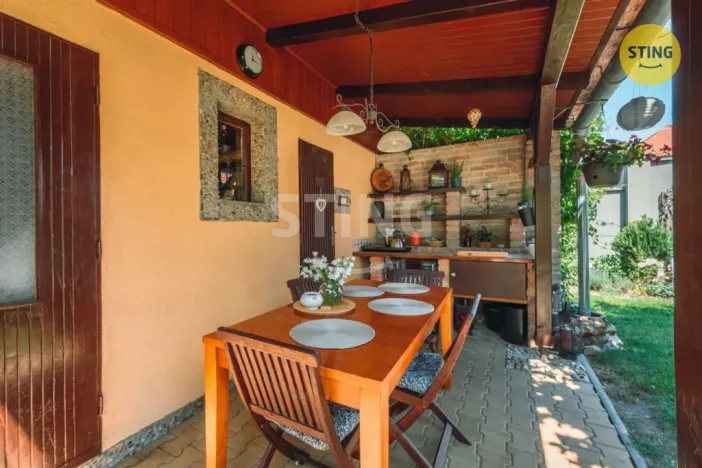 Prodej rodinného domu, Staré Jesenčany, 150 m2