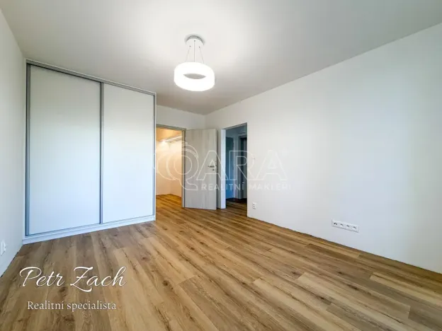 Pronájem bytu 1+1, Olomouc - Neředín, Politických vězňů, 39 m2