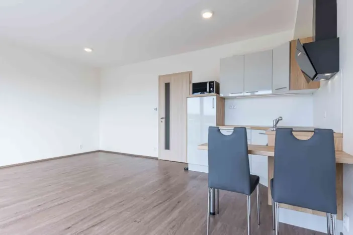 Pronájem bytu 1+kk, Praha - Stodůlky, Toufarova, 38 m2