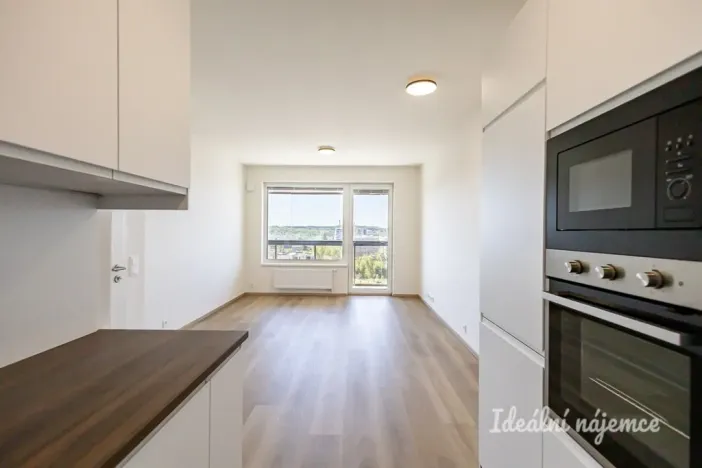 Pronájem bytu 2+kk, Praha - Hloubětín, Waltariho, 52 m2