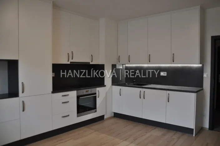 Pronájem bytu 1+kk, České Budějovice - České Budějovice 7, Šumavská, 29 m2