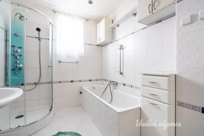 Pronájem bytu 3+kk, Praha - Zbraslav, Romana Blahníka, 78 m2