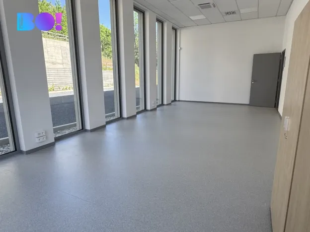 Pronájem kanceláře, Praha, U vinných sklepů, 37 m2
