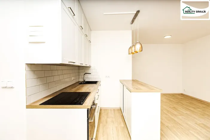 Prodej bytu 1+kk, Cheb, Dukelská, 44 m2