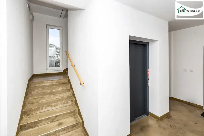 Prodej bytu 1+kk, Cheb, Dukelská, 44 m2