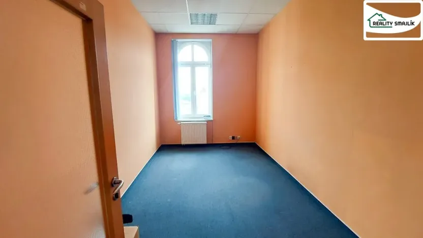 Pronájem kanceláře, Cheb, Májová, 21 m2
