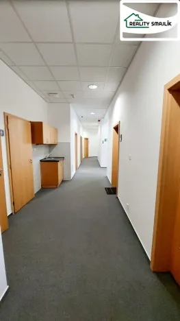 Pronájem kanceláře, Cheb, Májová, 21 m2