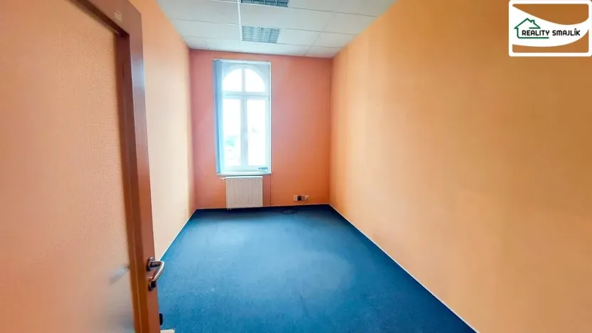 Pronájem kanceláře, Cheb, Májová, 21 m2