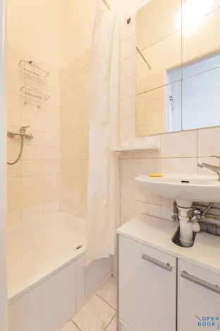 Pronájem bytu 1+1, Praha - Žižkov, Husitská, 28 m2