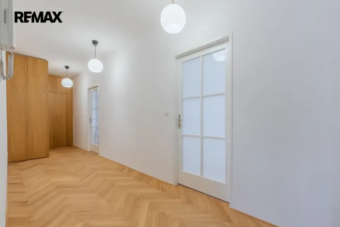 Prodej bytu 2+kk, Praha - Nové Město, Opatovická, 92 m2