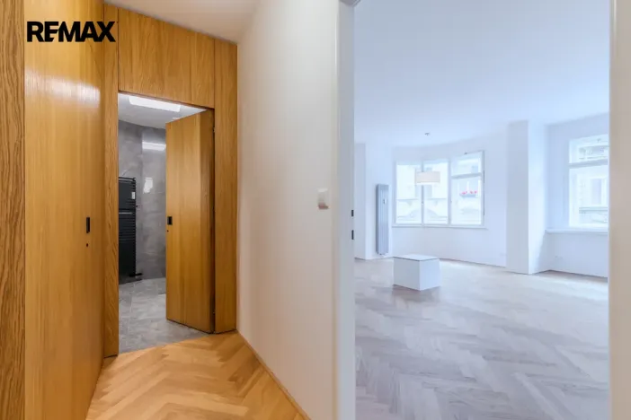 Prodej bytu 2+kk, Praha - Nové Město, Opatovická, 92 m2