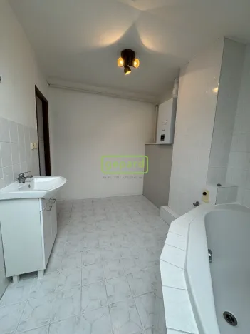 Pronájem bytu 1+kk, Náchod, Českých bratří, 57 m2