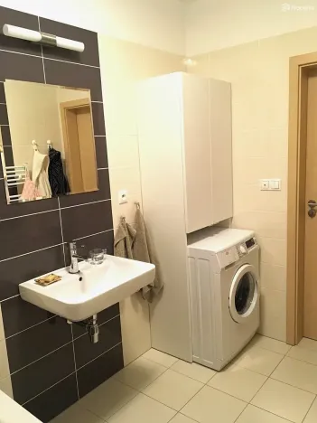 Prodej bytu 3+kk, Brno, Škroupova, 64 m2