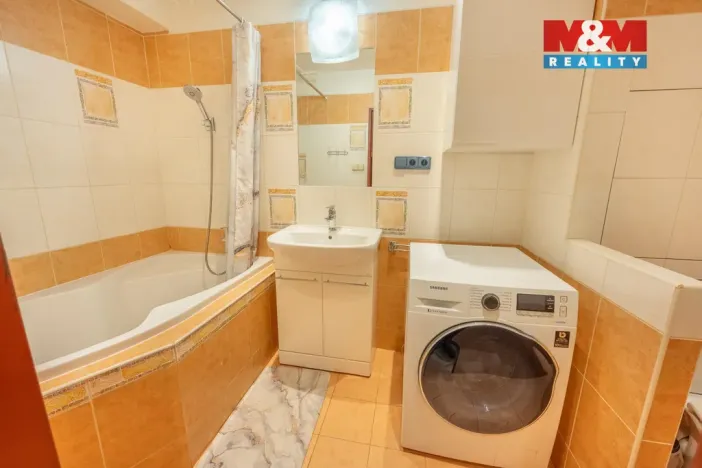 Prodej bytu 2+kk, Čelákovice, J. Zeyera, 50 m2