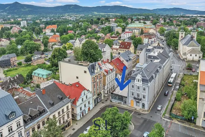Pronájem obchodního prostoru, Liberec, nám. Sokolovské, 214 m2