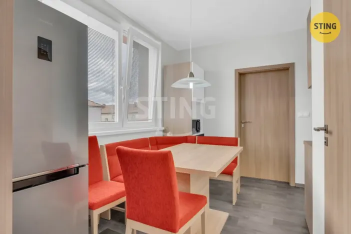 Prodej bytu 3+1, Dobronín, Jarní, 76 m2