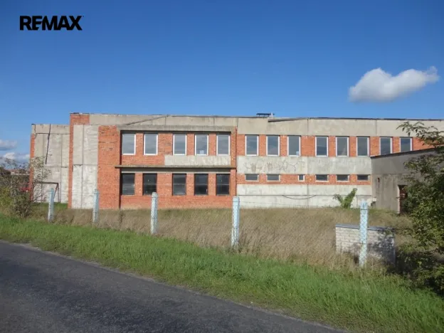 Prodej obchodního prostoru, Oskořínek, Chlebská, 1600 m2