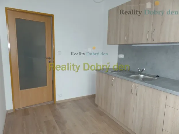 Pronájem bytu 2+1, Opava, Nákladní, 61 m2