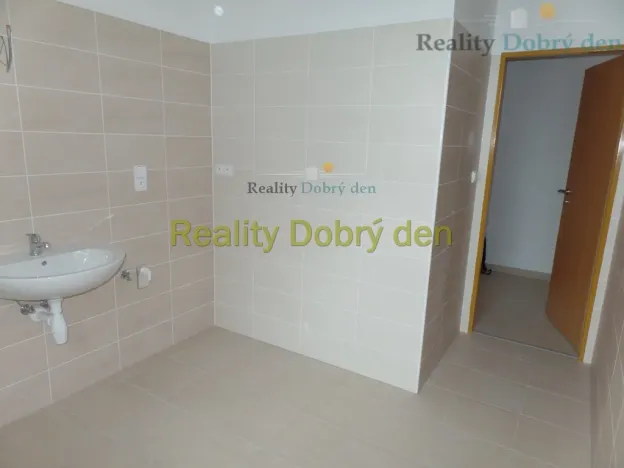 Pronájem bytu 2+1, Opava, Nákladní, 61 m2