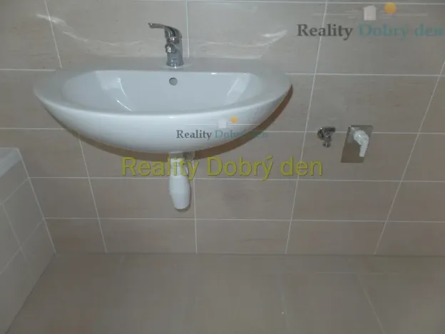 Pronájem bytu 2+1, Opava, Nákladní, 61 m2