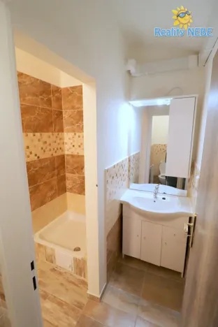 Pronájem bytu 1+kk, Praha - Košíře, Plzeňská, 30 m2